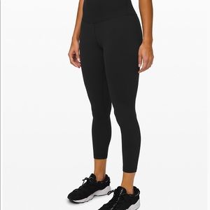 Black Lululemon Align Leggings